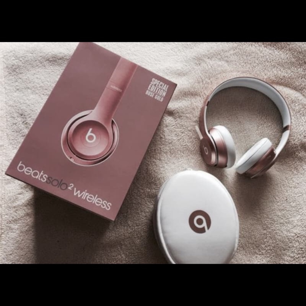 ROSE GOLD BEATS BY DRE💕 limited edition
